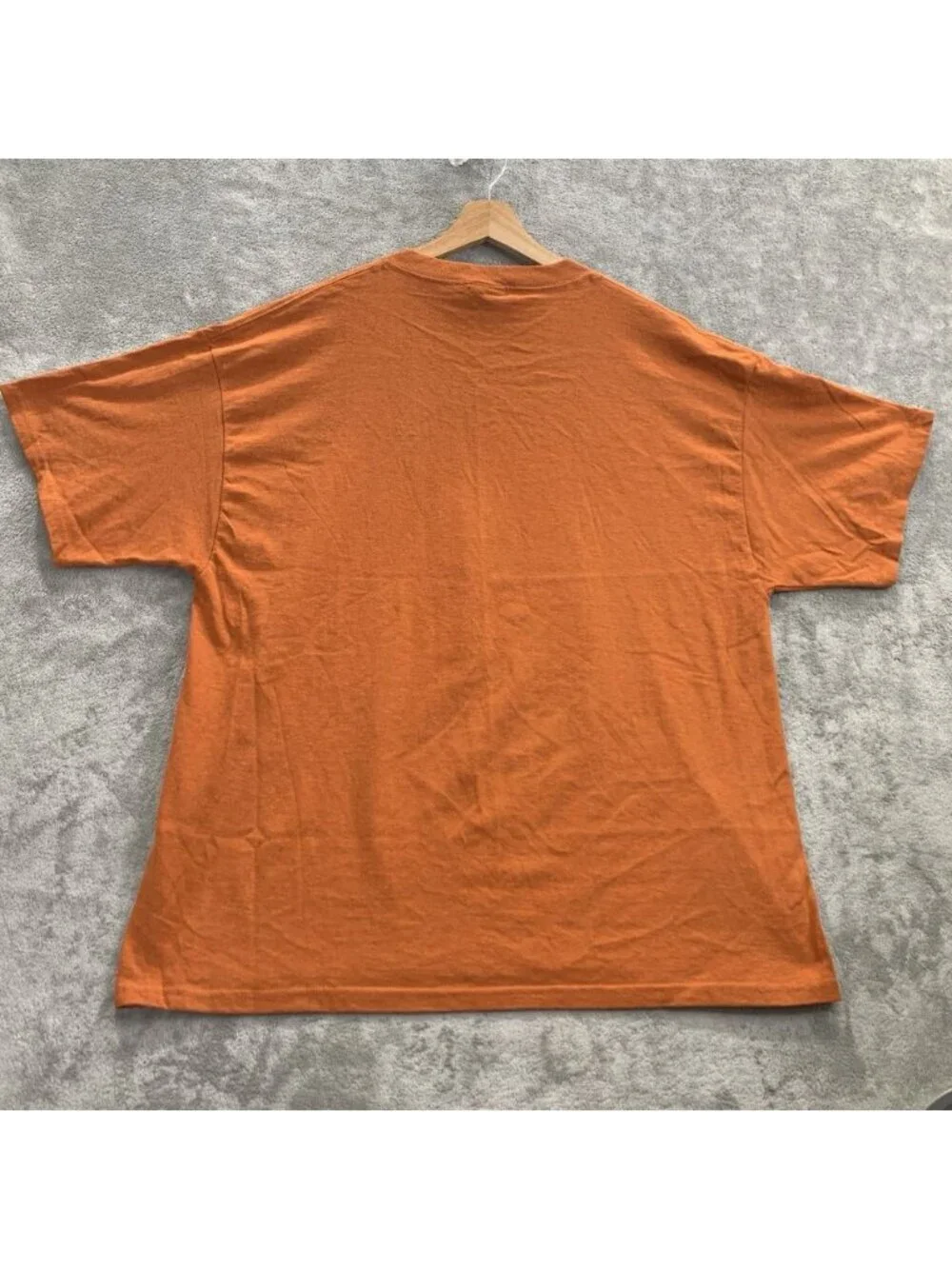 Vintage Looney Tunes Shirt Mens XL Orange Out Of This World Cartoon Characters